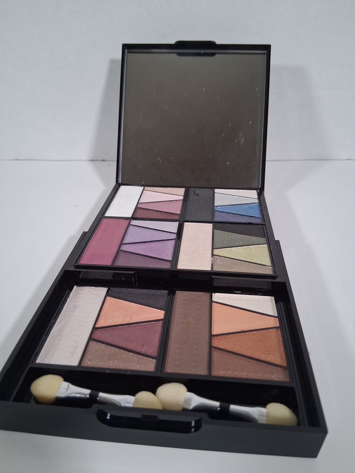 Malibu & Glitz Eyeshadow