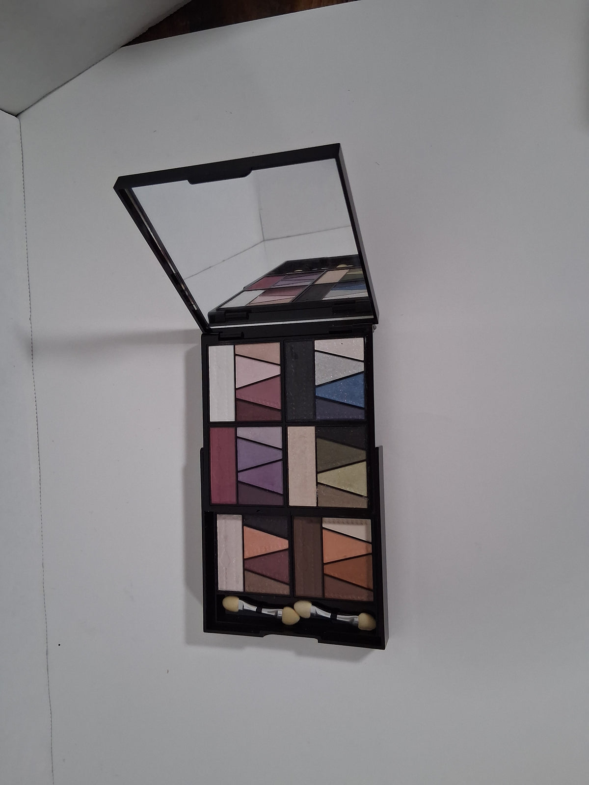 Malibu & Glitz Eyeshadow